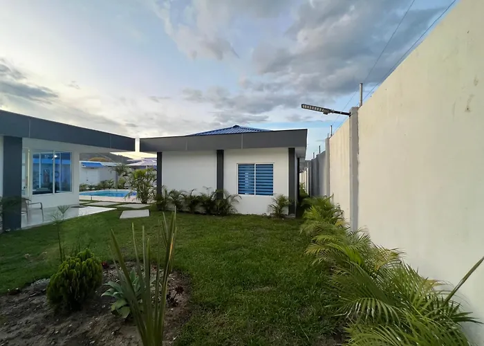 Cabanas Compostela Gigante